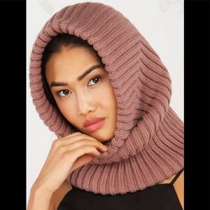 AKIRA WRAP ME UP SNOOD